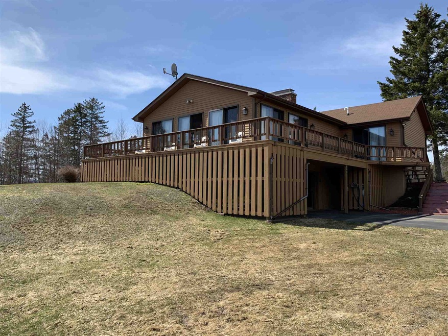 60 Lyons Ln, Colebrook, NH 03576 - photo 1