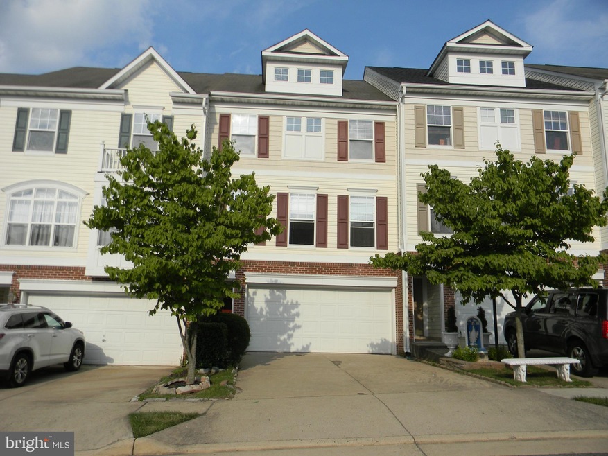 8217 Glade Bank Dr, Manassas, VA 20111 - photo 1