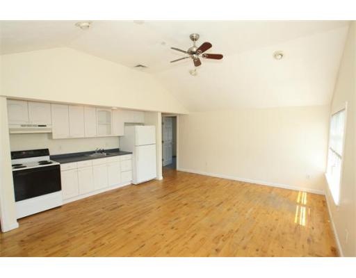 7 Oak Ave unit 11, Peabody, MA 01960 - photo 1