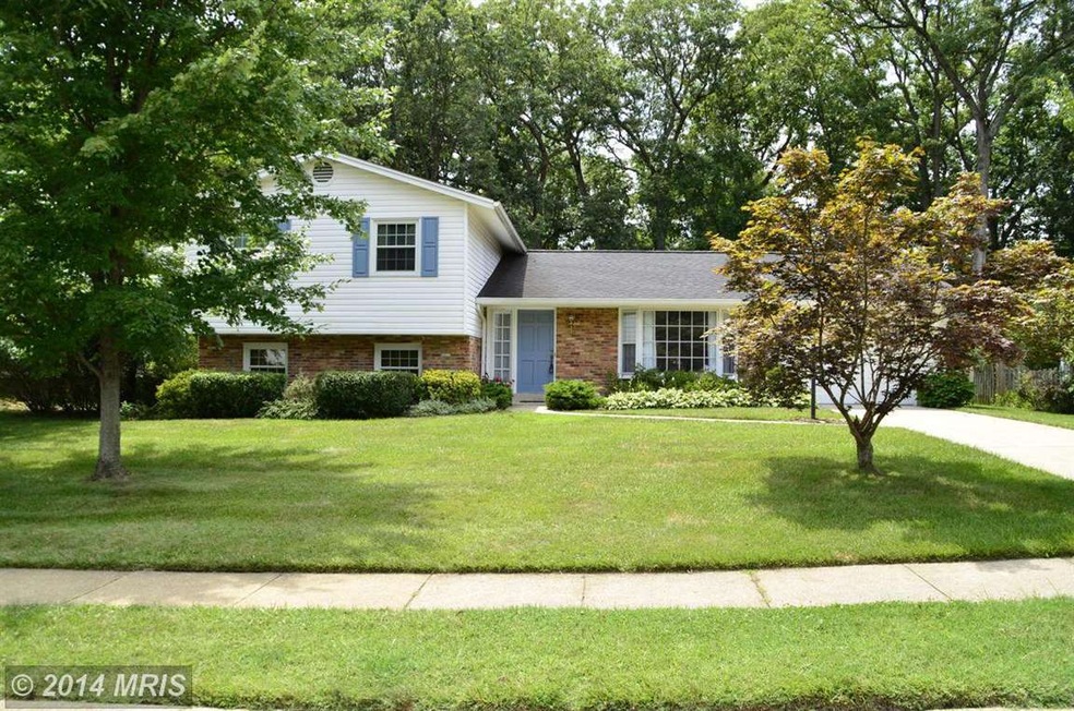 4920 Gadsen Dr, Fairfax, VA 22032 - photo 1