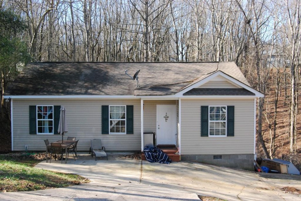 2712 Vaughandale Cir, Gainesville, GA 30506 - photo 1