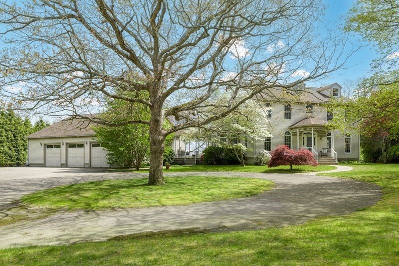 34 Weatherly Ct, Jamestown, RI 02835 - photo 1