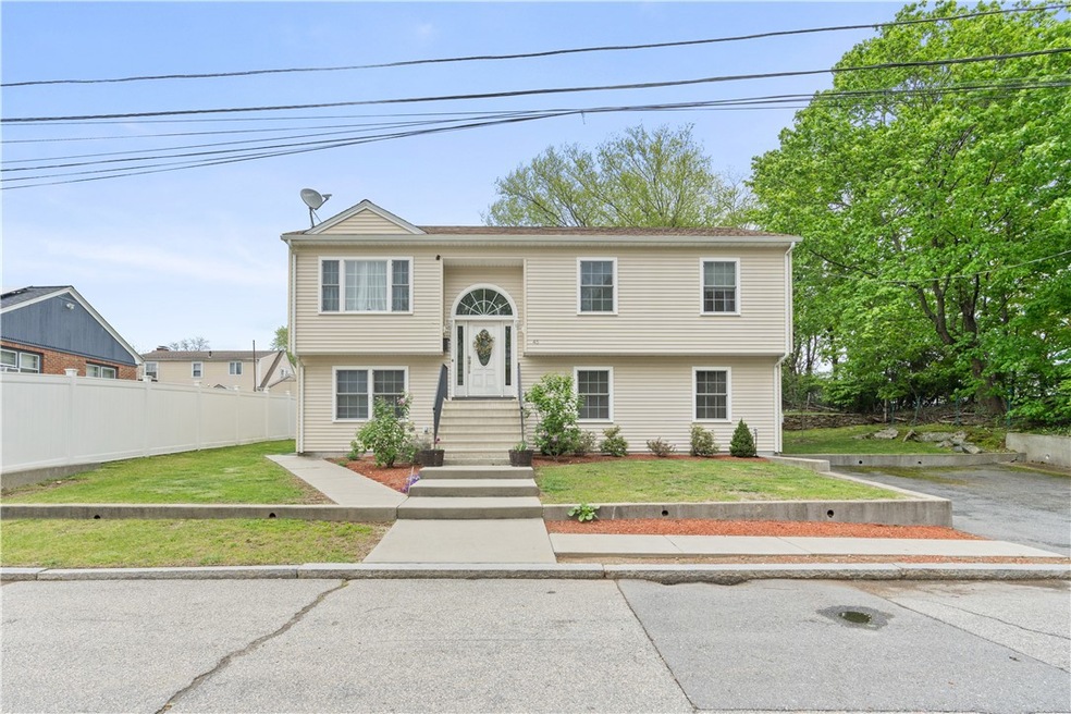 45 Oakwood Ave, Providence, RI 02909 - photo 1
