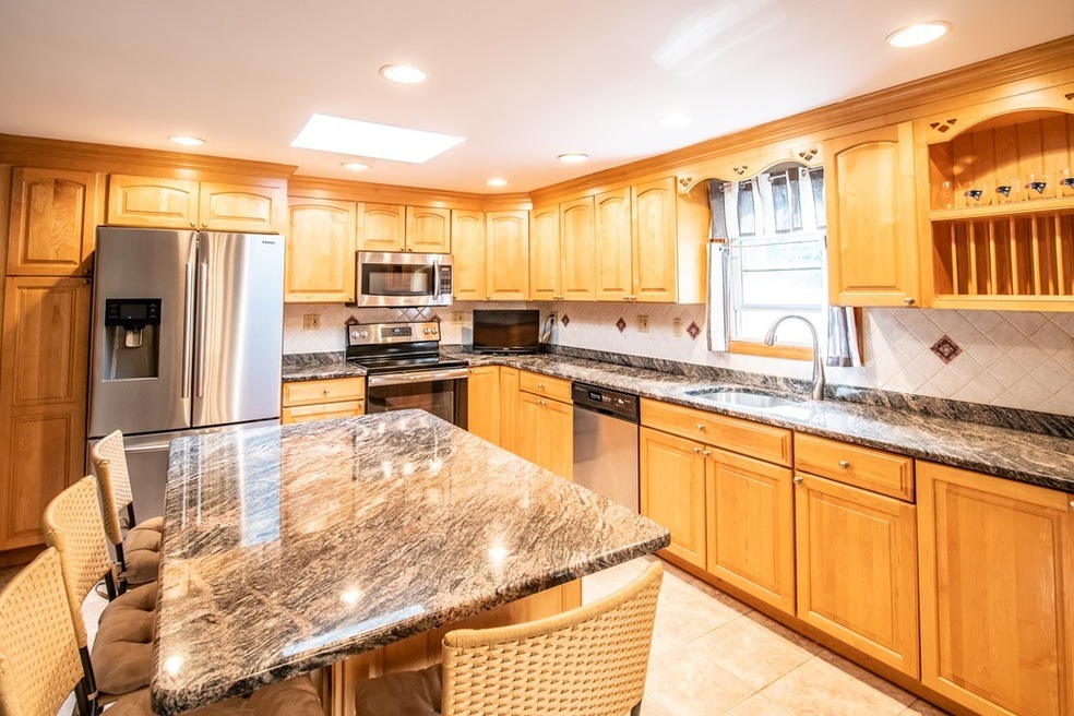 15 Carriage Ln, Winchester, MA 01890 - photo 1