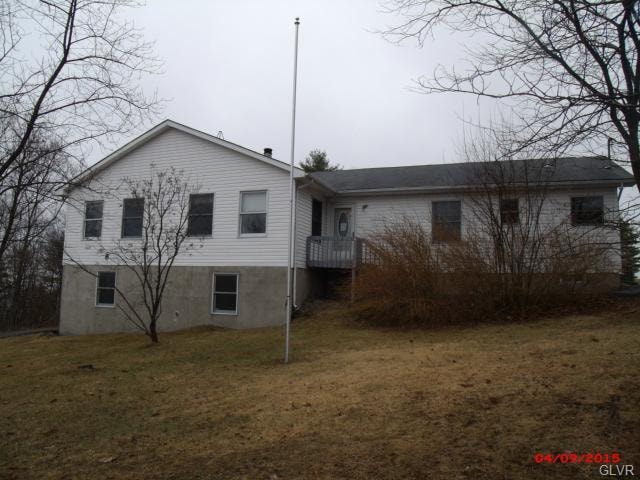 475 Bernadine Dr, Stroudsburg, PA 18360 - photo 1