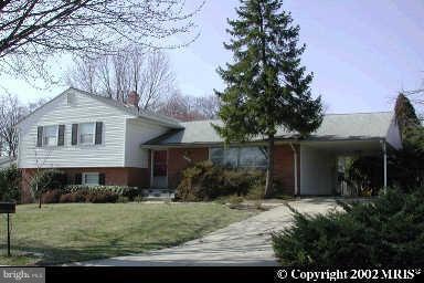 12906 Forest View Dr, Beltsville, MD 20705 - photo 1