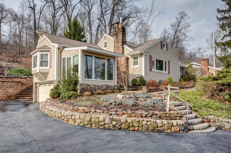 333 Forest Hill Way, Mountainside, NJ 07092 - photo 1