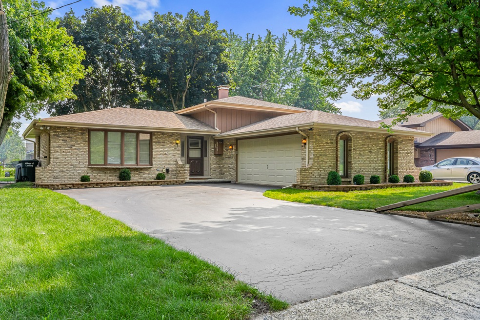 unlisted-address, Lansing, IL 60438 - photo 1