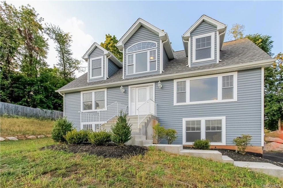 9 Argiro Ct, Garnerville, NY 10923 - photo 1