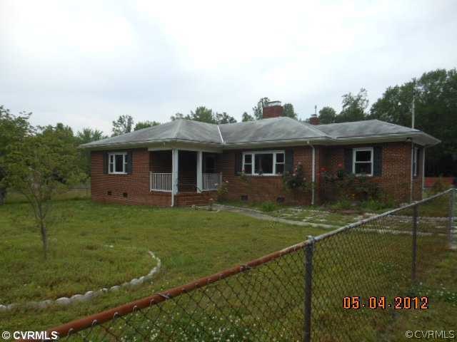 7632 Hopkins Rd, North Chesterfield, VA 23237 - photo 1