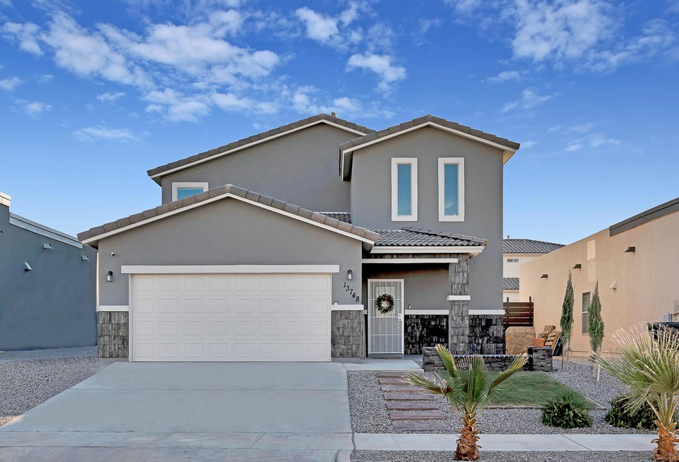 13748 Blackburn Ave, Horizon City, TX 79928 - photo 1