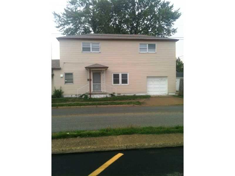 201 Albany St, Beech Grove, IN 46107 - photo 1