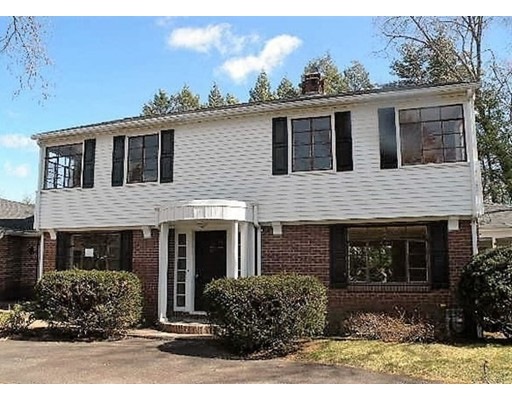 88 Highland View St, Westfield, MA 01085 - photo 1