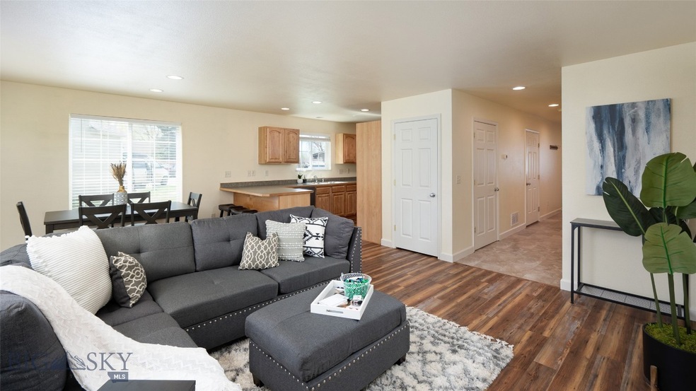 Open Concept main level living. New Flooring insta