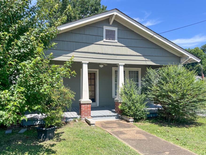 Sold $200,000 • Co-Listing Agent