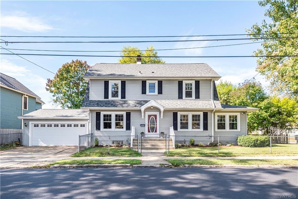 1023 Vanderbilt Ave, Niagara Falls, NY 14305 - photo 1