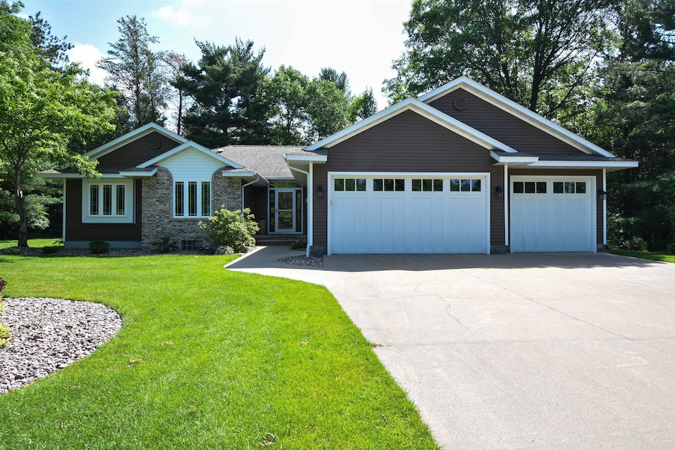 For Sale $469,900 • Co-Listing Agent