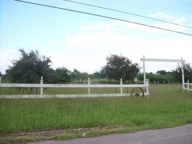 6010 Hawk St, Mercedes, TX 78570 - photo 1