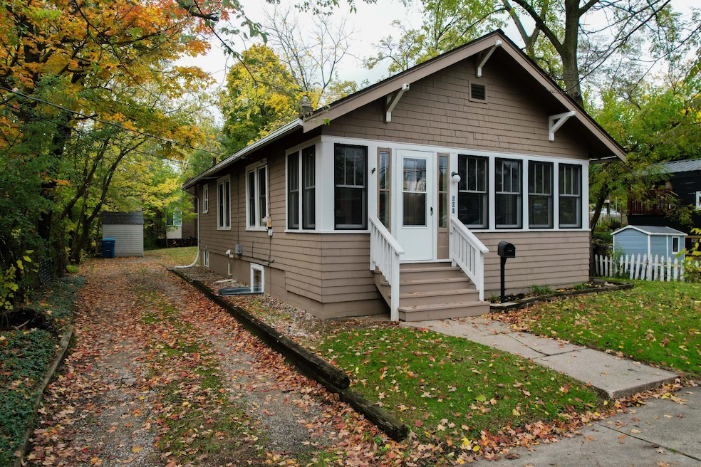 508 Monroe St, Kalamazoo, MI 49006 - photo 1