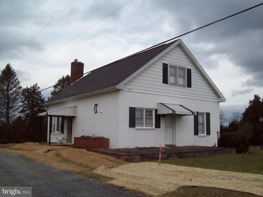 11661 Grant Shook Rd, Greencastle, PA 17225 - photo 1