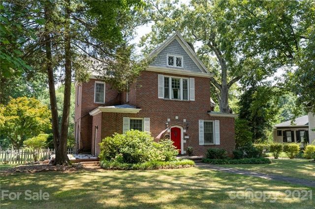 510 Davie Ave, Statesville, NC 28677 - photo 1