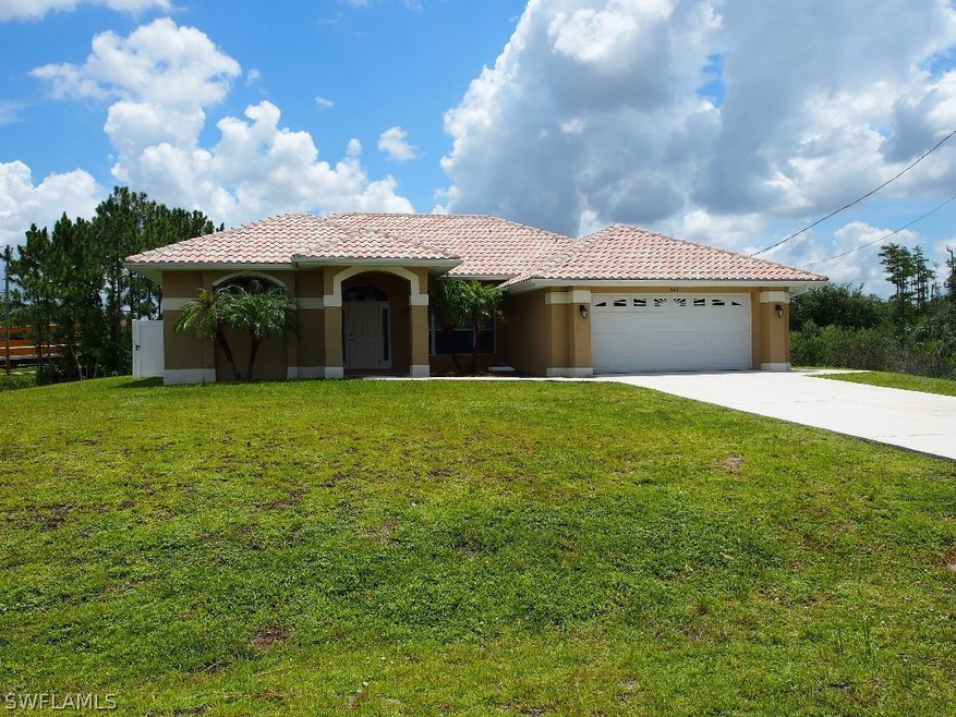 427 Conlee St, Lehigh Acres, FL 33974 - photo 1