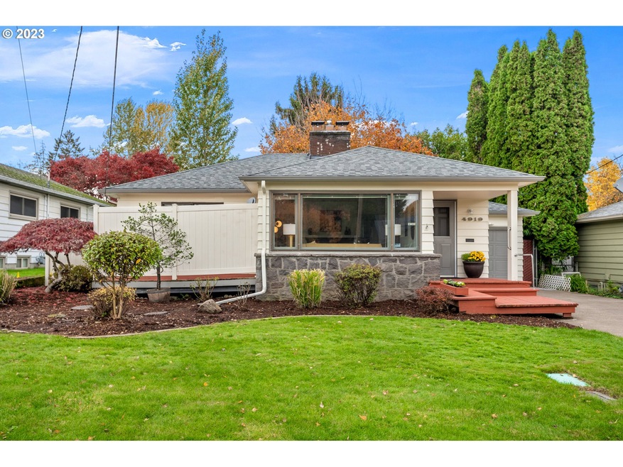 Sold $489,900 • Co-Listing Agent