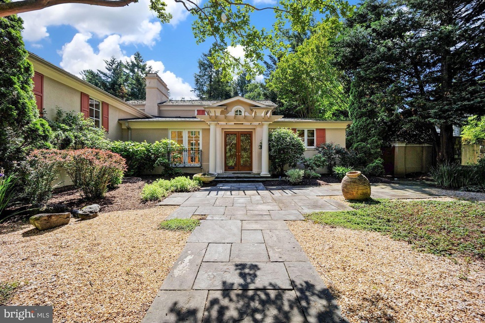 7711 Brookville Rd, Chevy Chase, MD 20815 - photo 1