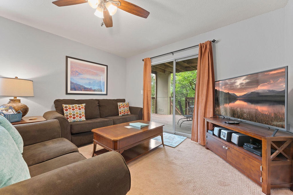 1 Woodpecker Lane Unit 1