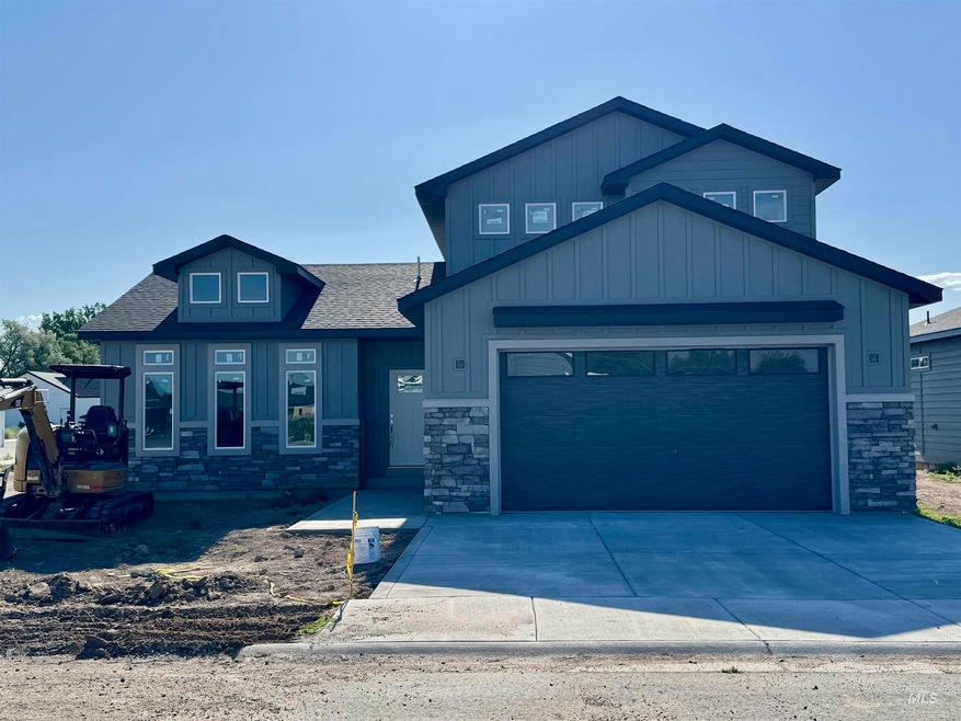 Pending $395,000 • Co-Listing Agent