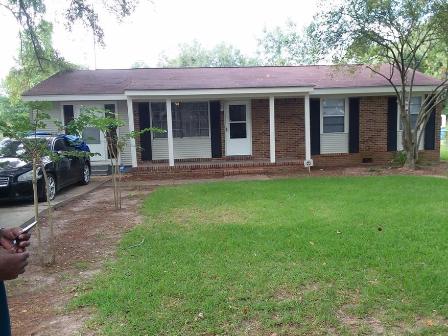 2608 Yorktown Ave, Albany, GA 31705 - photo 1