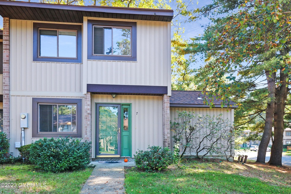 Sold $280,000 • Co-Listing Agent