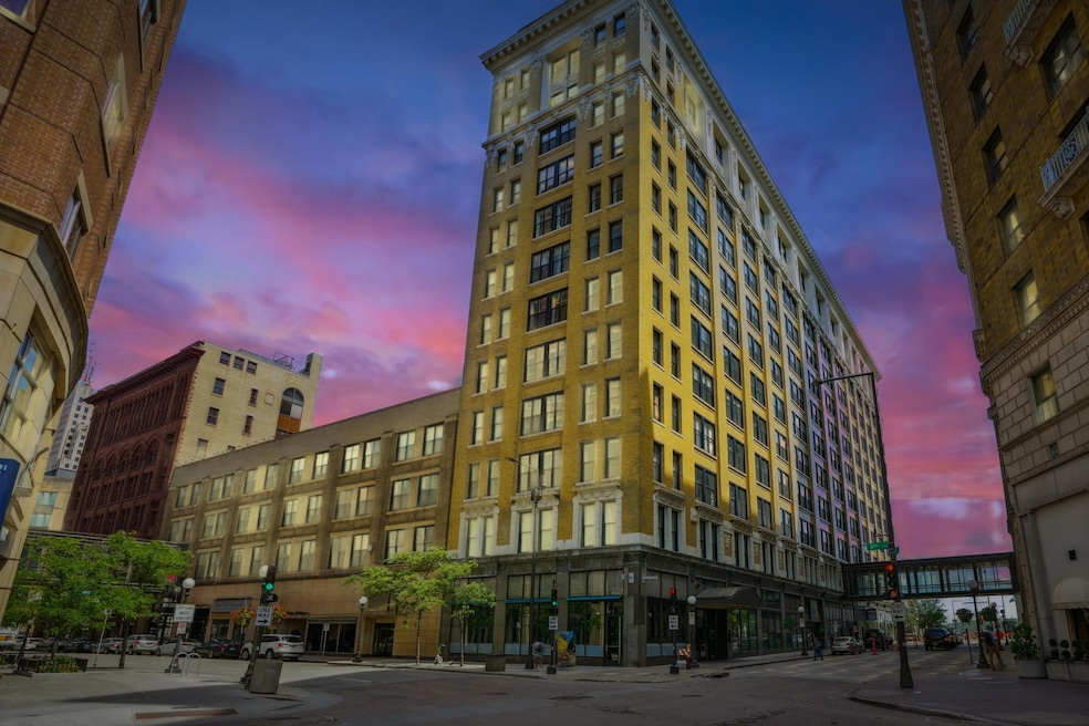 350 Saint Peter St unit 1110, Saint Paul, MN 55102 - photo 1