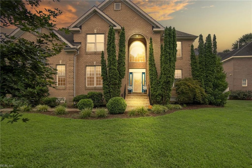 5-bedroom, 3-bathroom home offers 3,333 sq. ft. of elegant living space on a serene .24-acre cul-de-sac lot in the sought-after Emerald Lake neighborhood.