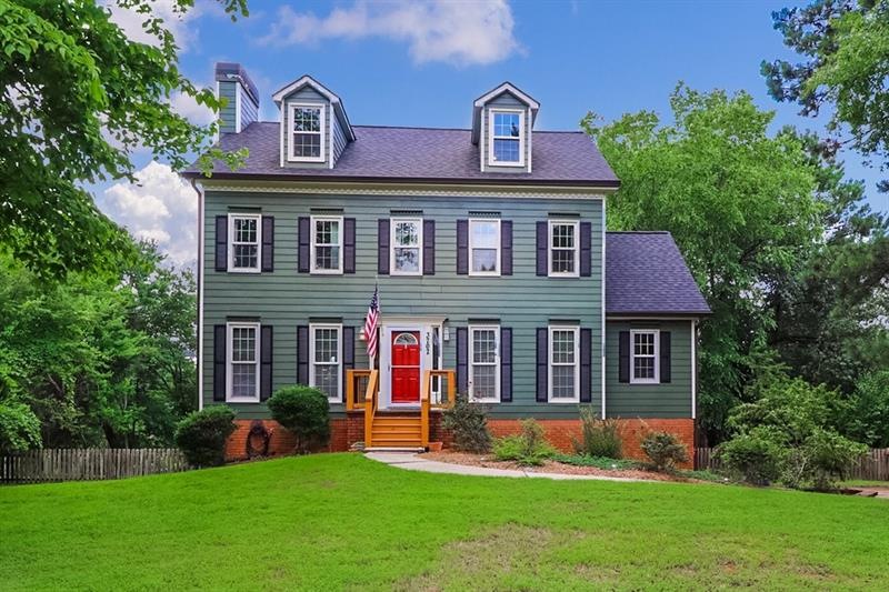Stunning Colonial Home in Duluth Georgia