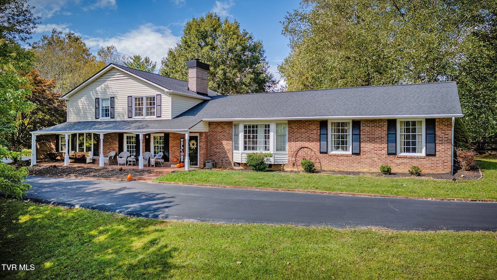 2069 Canterbury Rd, Kingsport, TN 37660 - photo 1