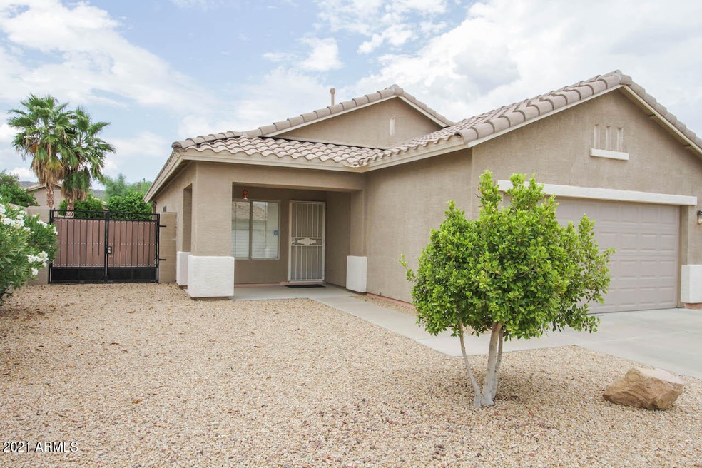 3926 W Hackamore Dr, Phoenix, AZ 85083 - photo 1