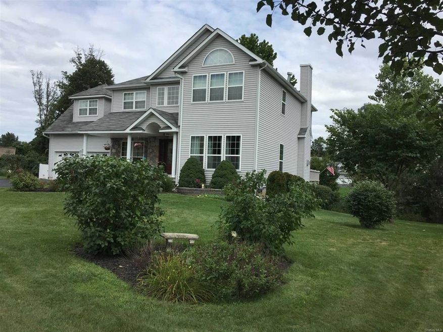 62 Holly Loop, Wappingers Falls, NY 12590 - photo 1