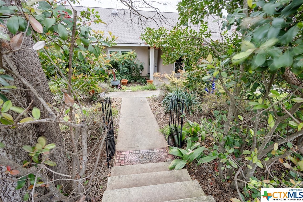 605 Burleson St, San Marcos, TX 78666 - photo 1