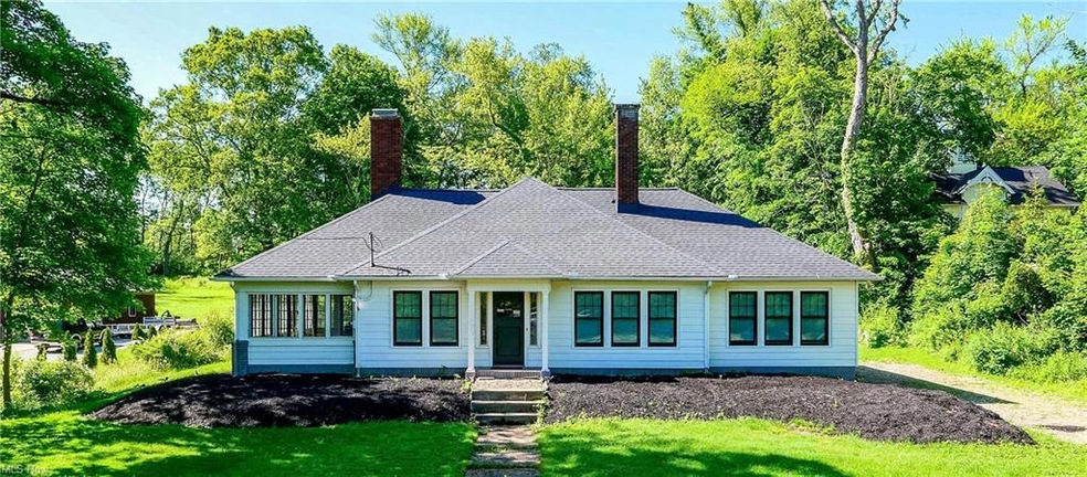 364 E Garfield Rd, Aurora, OH 44202 - photo 1