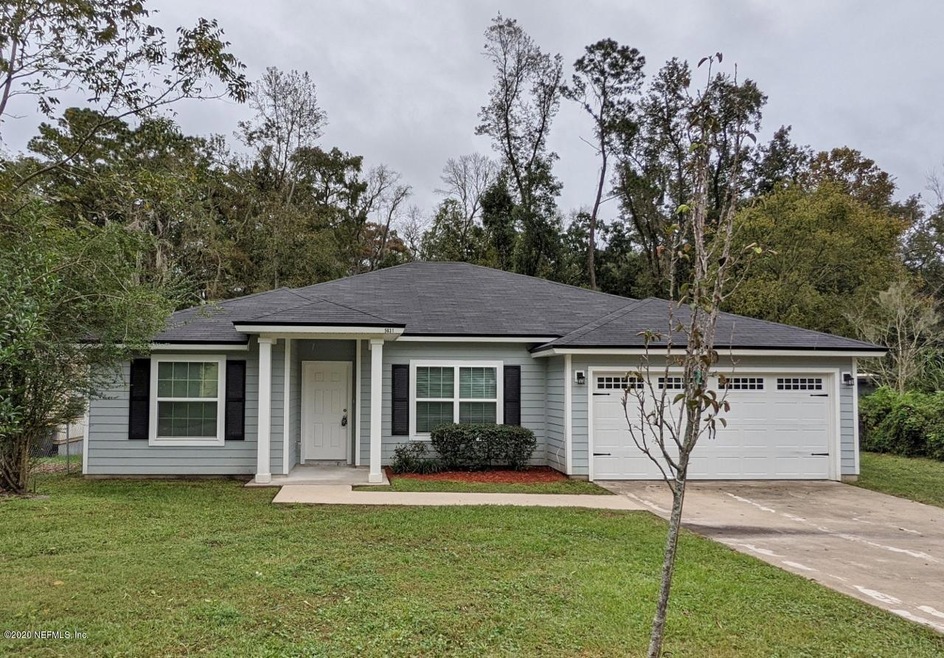 5631 Leslie Rd, Jacksonville, FL 32244 - photo 1