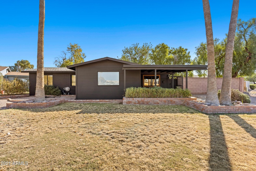 3901 N 85th Street-1