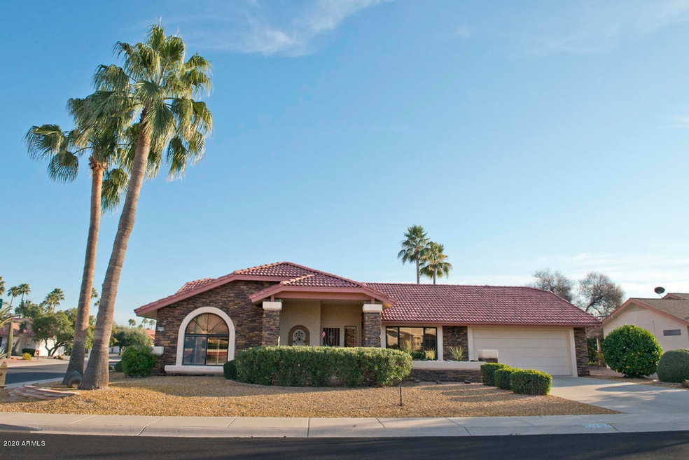 13703 W Elmbrook Dr Front Elevation