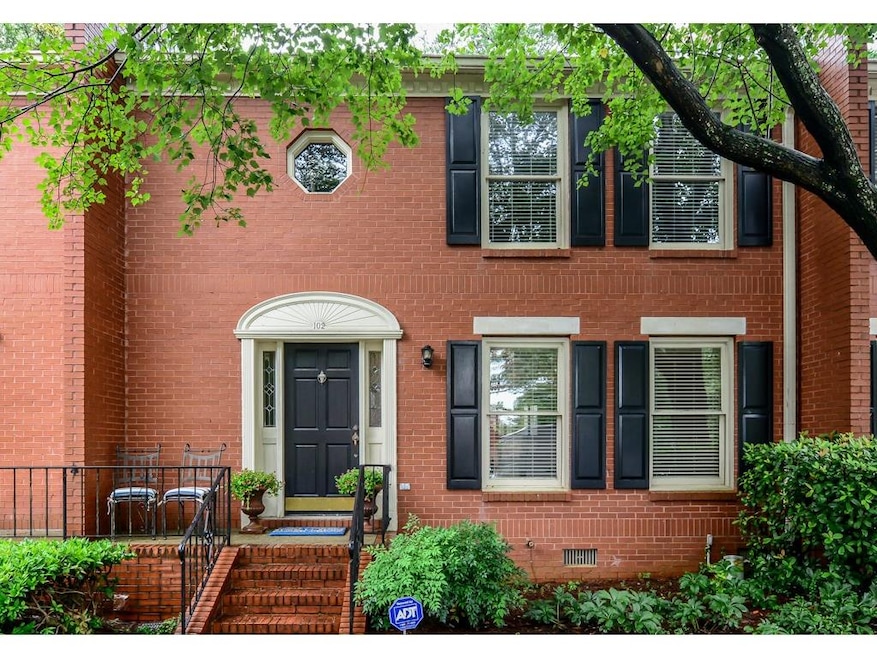 Welcome to 102 Defoors Mill NW!