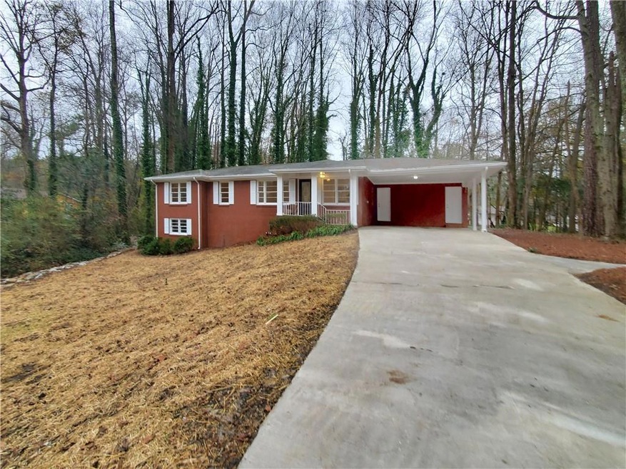 1555 Thunderwood Ln SW, Mableton, GA 30126 - photo 1