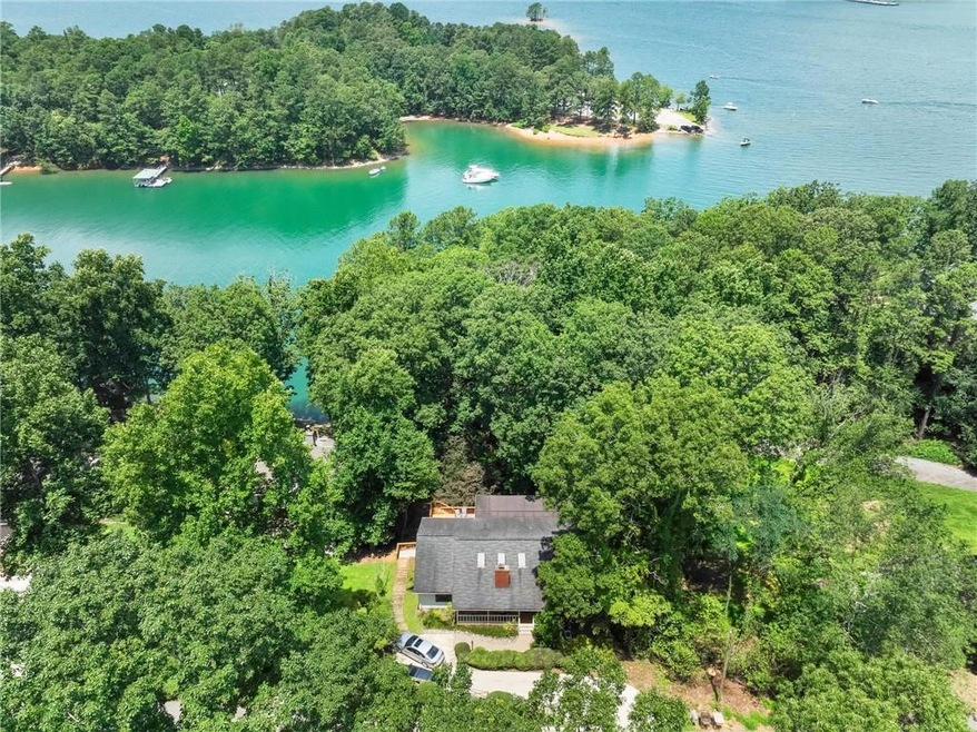 Premier location with paved lake access to the rig