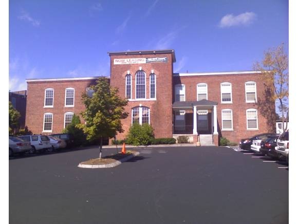 42 Main St unit 27, Dover, NH 03820 - photo 1