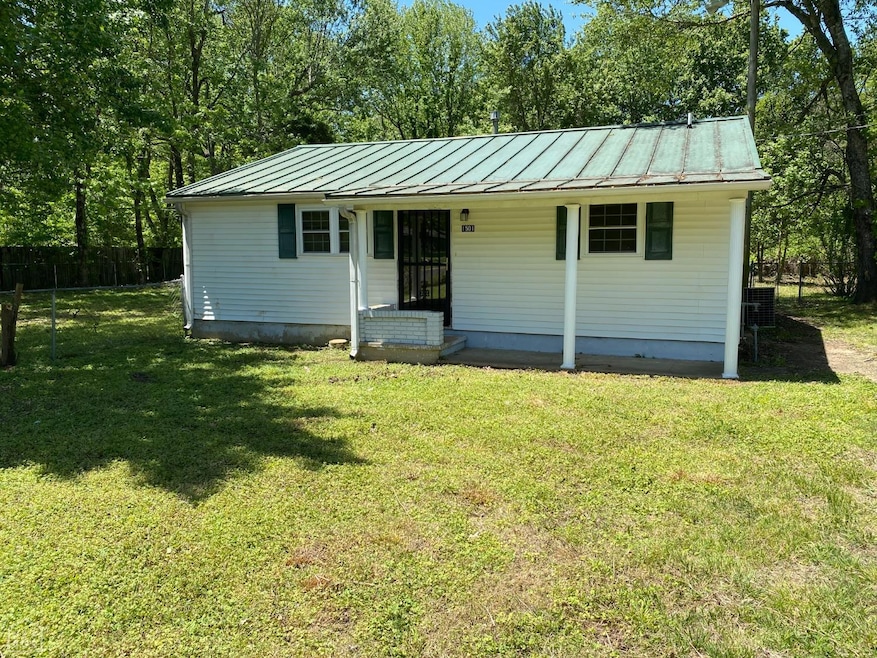 1501 Granger Dr, Jonesboro, AR 72401 - photo 1