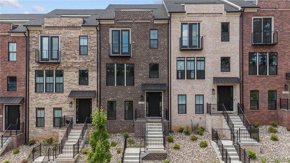 1315 Pen Park Ln, Charlottesville, VA 22901 - photo 1