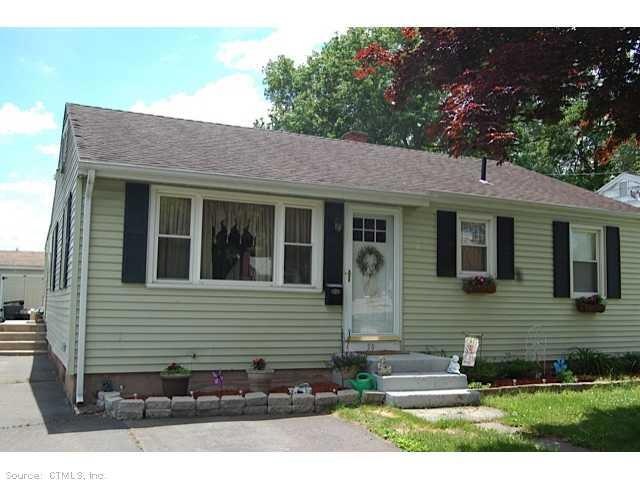 59 Chapman St, Newington, CT 06111 - photo 1